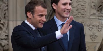Emmanuel Macron et Justin Trudeau en Tunisie pour le Sommet de la Francophonie