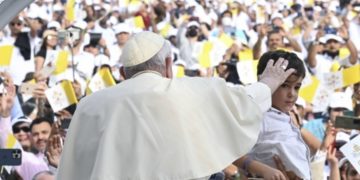 A Bahreïn, 30 000 personnes assistent à la messe du Pape François