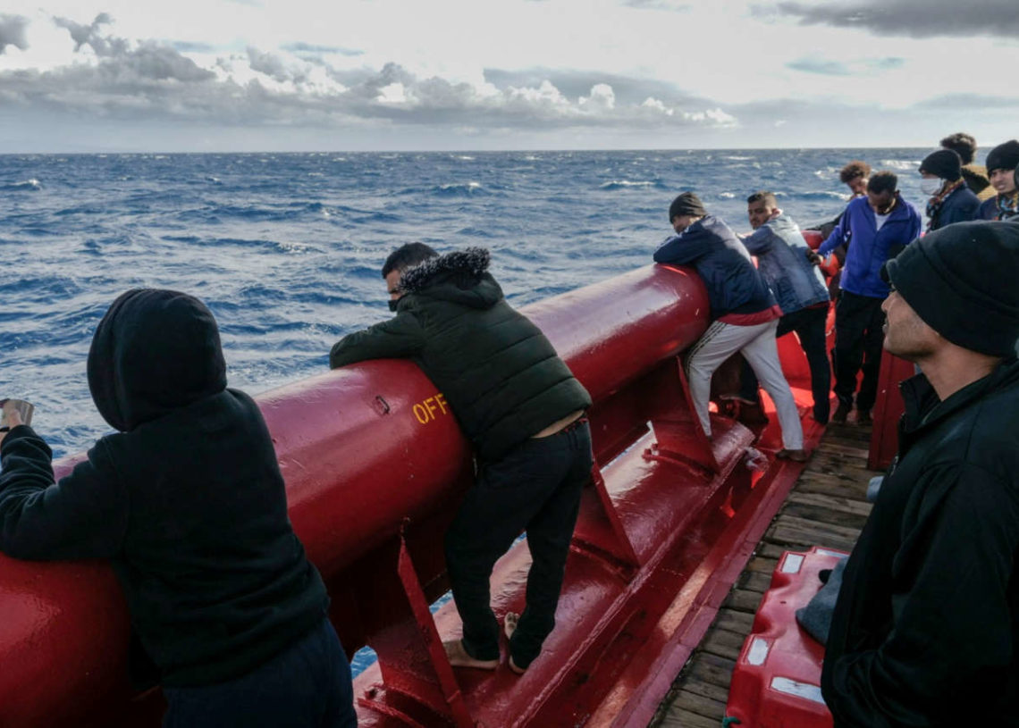 Ocean Viking bloqué en mer : la France accueillera le navire et ses 234 migrants suite au refus « inacceptable » de l’Italie