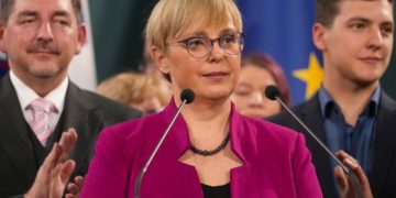 Natasa Pirc Musar devient la première femme élue présidente en Slovénie