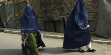 Afghanistan: les salles de gym et bains publics s’ajoutent aux interdits visant les femmes