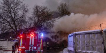 Russie : un incendie dans un vaste entrepôt de Moscou fait 5 morts