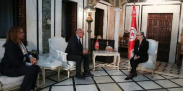 Najla Bouden reçoit  Pierre Baillet  Secrétaire permanent de l’Association Internationale des Maires Francophones