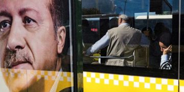 Turquie : un bus refuse de s&rsquo;arrêter pour la prière d&rsquo;un passager  et relance le débat sur la laïcité dans le pays