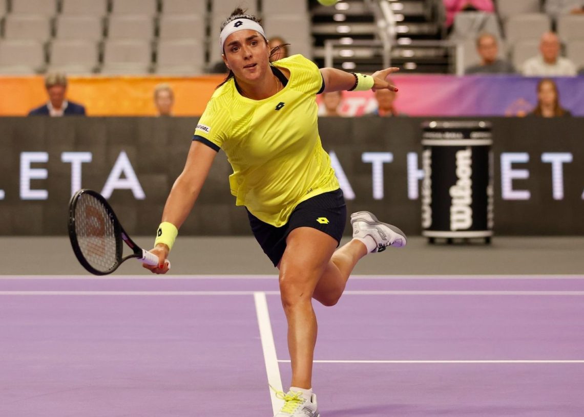 Renversante Ons Jabeur qui bat Pegula (2-1) et reste en course pour les demi-finales