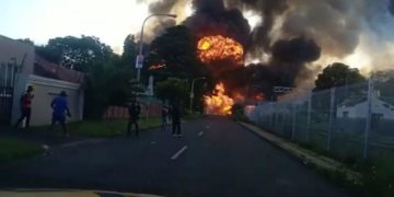 Afrique du Sud: l&rsquo;explosion d&rsquo;un camion-citerne fait 15 morts