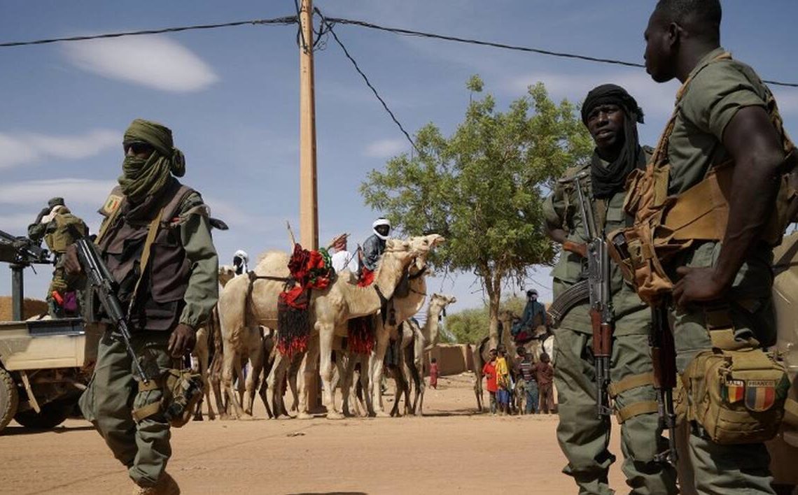Mali: neuf soldats maliens ont été tués en novembre par l’explosion d’engins artisanaux