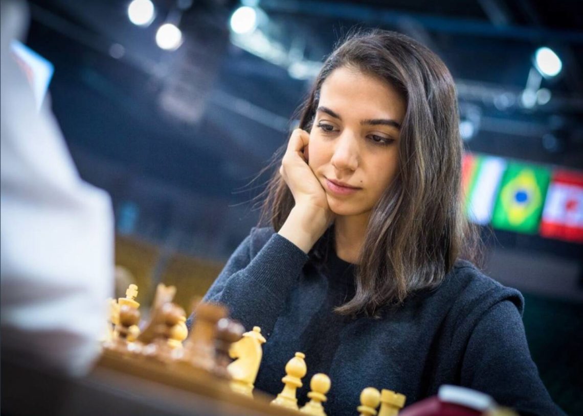 L’Iranienne Sara Khademalsharieh se présente sans voile aux championnats du monde d’échecs