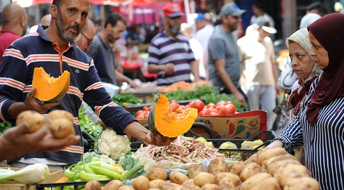 Algérie: flambée des prix spectaculaire, le gouvernement accuse les « spéculateurs »