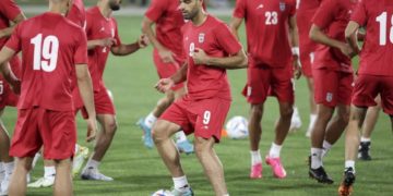 Iran : des footballeurs arrêtés lors d’une fête mixte