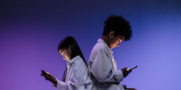 Anxiété, dépression chez les jeunes: les réseaux sociaux poursuivis en justice aux Etats Unis