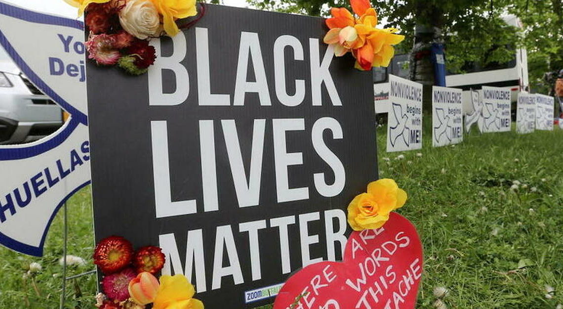 États-Unis: un cousin de la cofondatrice de Black Lives Matter meurt après son arrestation policière violente