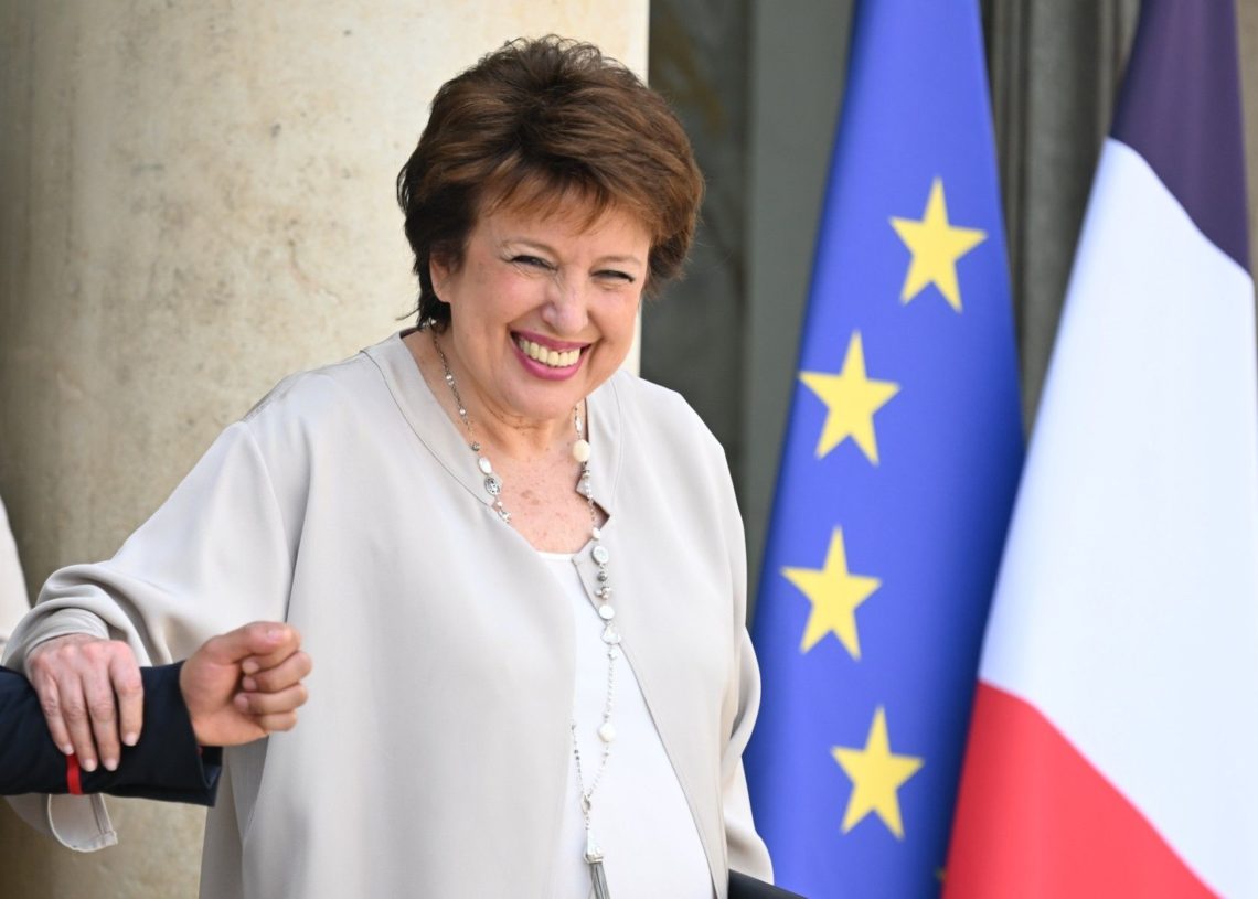 « 682 jours »: l&rsquo;ancienne ministre de la culture française, Roselyne Bachelot, dézingue le monde culturel dans un livre bilan