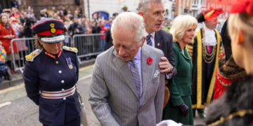 Royaume-Uni: un homme écope d&rsquo;une amende pour un jet d’œuf en direction du roi Charles III