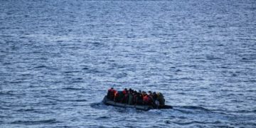 Liban : deux morts, dont un enfant et près de 200 migrants secourus après le naufrage de leur embarcation