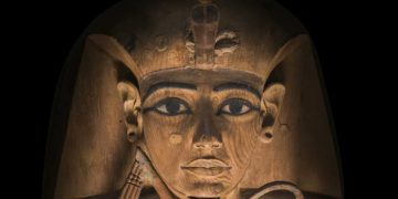 « L&rsquo;or des Pharaons »: le sarcophage de Ramsès II à Paris  pour une exposition-événement