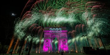 France:  « 20% de voitures brûlées en moins mais 11% d&rsquo;interpellations en plus »  pour la nuit du Nouvel-An