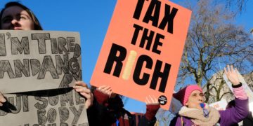 « Taxez-nous » : à Davos, plus de 200 millionnaires demandent à payer plus d’impôts