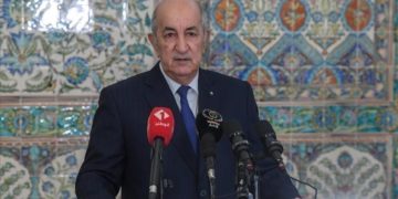 « L&rsquo;Algérie ne s&rsquo;effondrera pas »: Tebboune réagit aux propos de l&rsquo;ancien ambassadeur de France à Alger