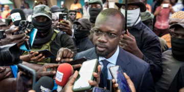 Sénégal: heurts, saccages et pillages après l’interdiction d’un meeting d’Ousmane Sonko