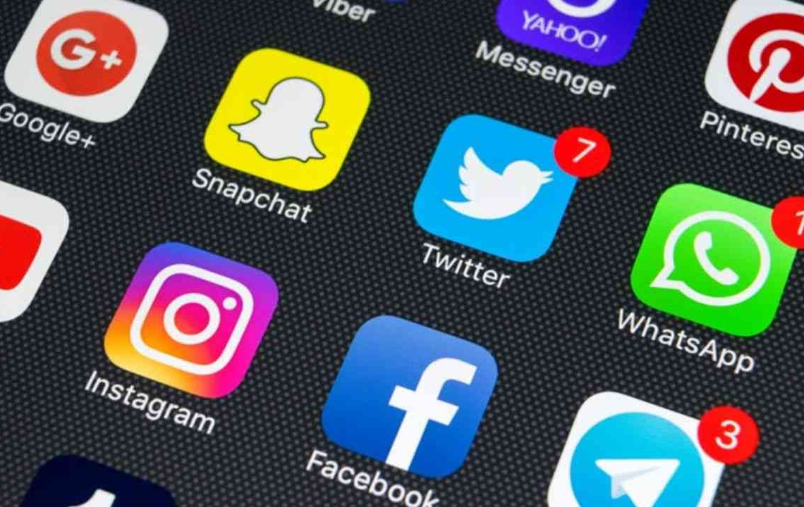 Algérie : plus de la moitié de la population utilise les réseaux sociaux