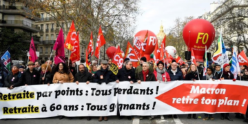 Réforme des retraites en France: l&rsquo;intersyndicale appelle Emmanuel Macron à « consulter le peuple »