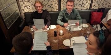 Des militants d&rsquo; « Animal Rebellion » ont occupé un célèbre restaurant de poisson à Londres