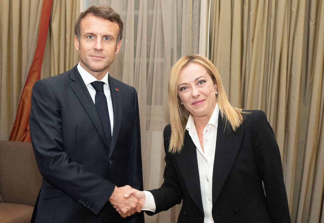 Emmanuel Macron et Giorgia Meloni appellent à soutenir la Tunisie pour contenir la «pression migratoire»