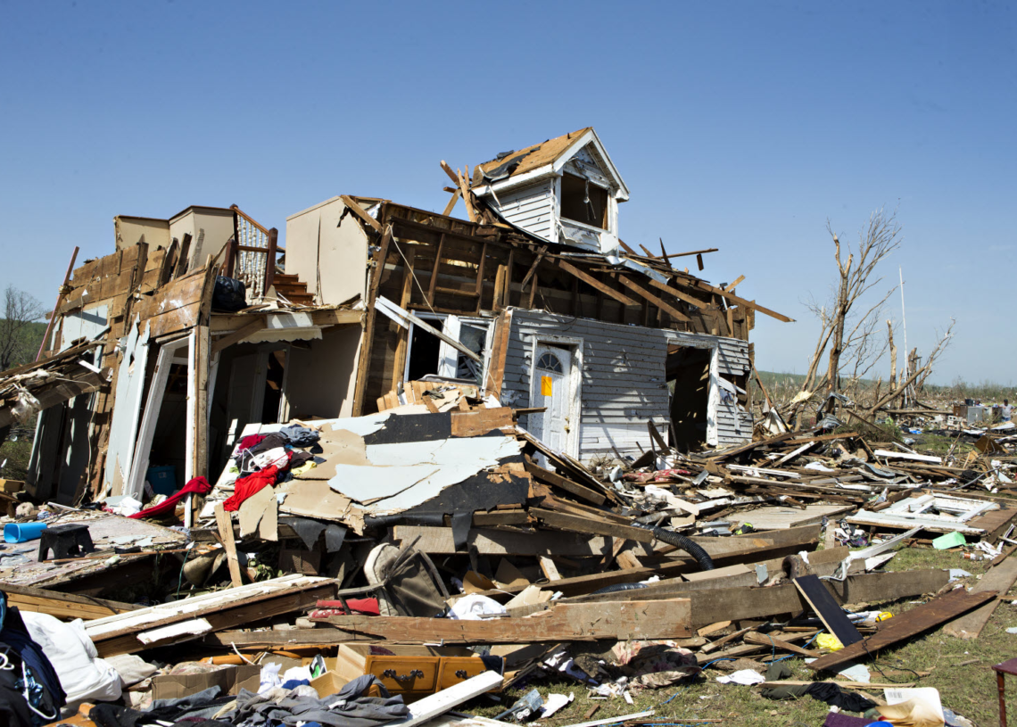 USA: pas moins de 23 morts dans une tornade au Mississippi