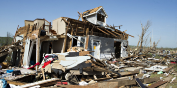USA: pas moins de 23 morts dans une tornade au Mississippi