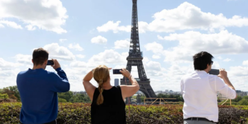 La France engrange près de 58 milliards d&rsquo;euros grâce au tourisme, un record