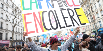 Retraites en France: le Conseil constitutionnel valide l’essentiel de la réforme, dont l’âge de départ à 64 ans