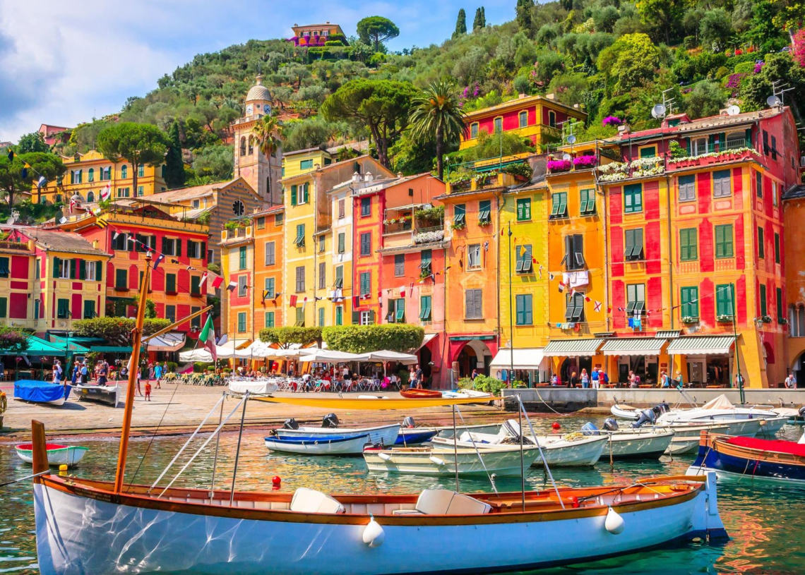 Dans le village de Portofino, les touristes qui « s’arrêteraient de marcher » risquent jusqu’à 275 euros d’amende