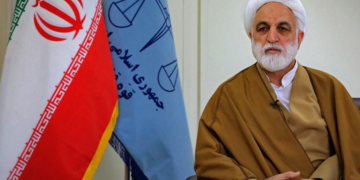 L’autorité judiciaire iranienne affirme que les femmes non voilées seront poursuivies « sans pitié »