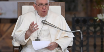 Le pape prêche contre « l&rsquo;indifférence » en Hongrie