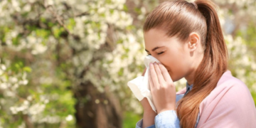 Pollens: la France en alerte rouge allergies