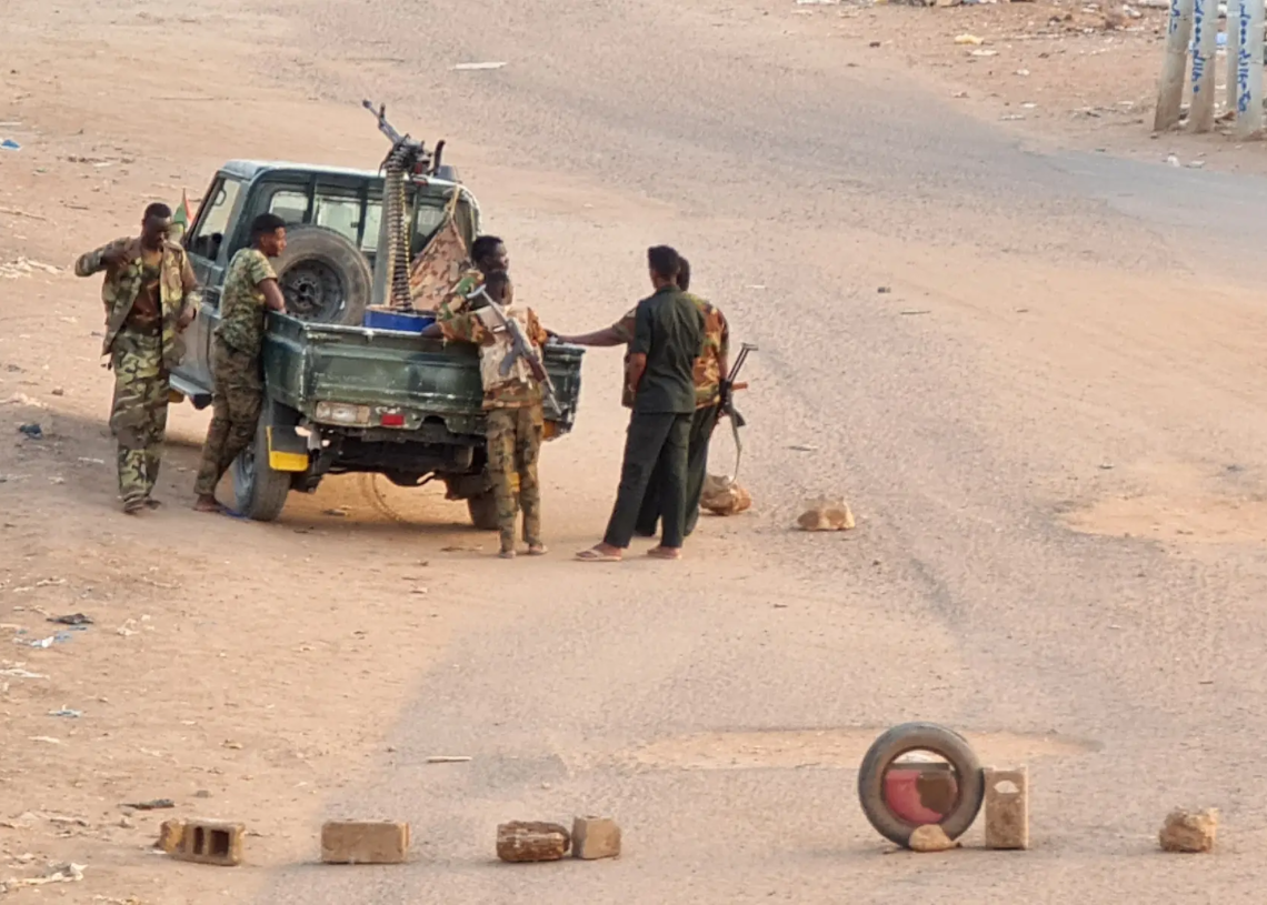 Soudan: malgré la trêve, les combats continuent