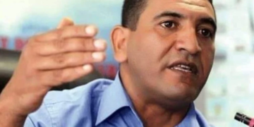 Algérie : l’opposant Karim Tabbou, figure du hirak, arrêté et placé en garde à vue