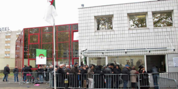 Renouvellement de papiers d&rsquo;identité: le calvaire des algériens de l&rsquo;étranger