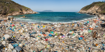 175 pays se réuniront à Paris pour négocier un traité contre la pollution plastique