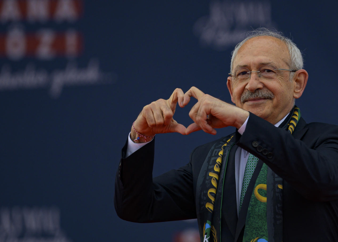 Turquie: le rival d’Erdogan accuse le pouvoir de bloquer ses sms