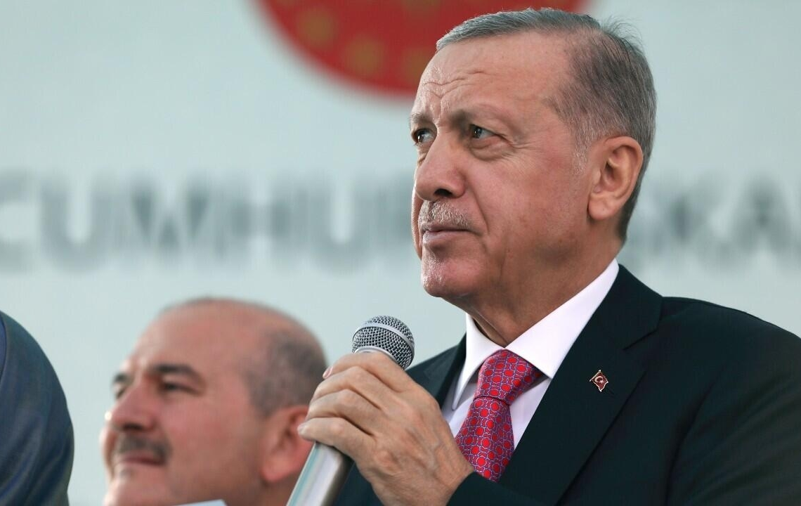 Turquie : à deux semaines des élections, le pouvoir en place durcit son discours à l’égard de l’opposition
