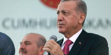 Turquie : à deux semaines des élections, le pouvoir en place durcit son discours à l&rsquo;égard de l&rsquo;opposition