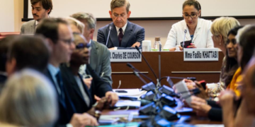 Retraites en France: les députés de la Commission votent contre l&rsquo;abrogation du recul de l&rsquo;âge légal à 64 ans
