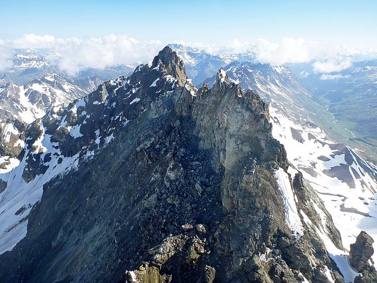 Une montagne entre la Suisse et l’Autriche perd 100 mètres de son sommet