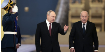 Poutine reçoit son homologue algérien pour renforcer leurs relations « stratégiques »