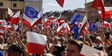 Pologne: 500.000 manifestants dans les rues pour protester contre le gouvernement