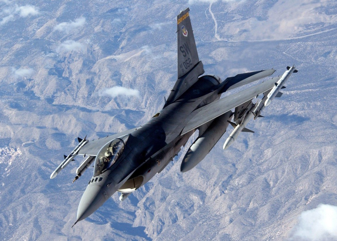 Bang supersonique à Washington: deux avions de chasse voulaient intercepter un jet-privé avant son crash