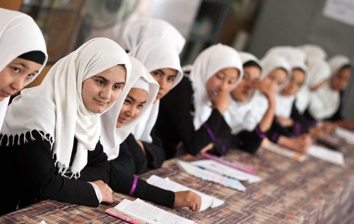 Afghanistan: une soixantaine de jeunes filles empoisonnées pour qu’elles n’aillent pas à l’école