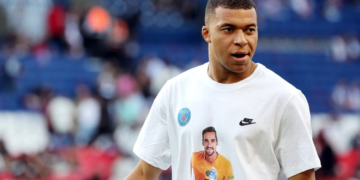 Le PSG s’attend à «une offre insultante» du Real Madrid pour Mbappé